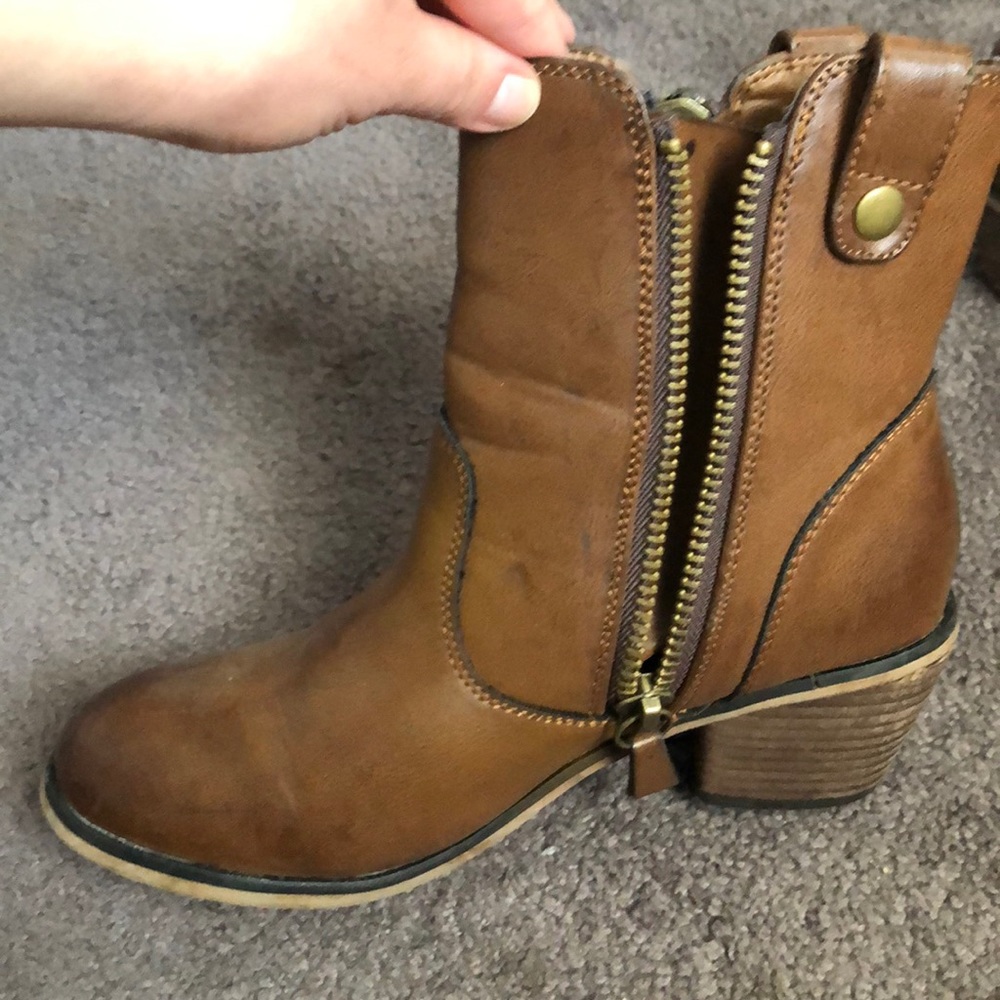 Steven Madden Booties - Picture 2 of 4